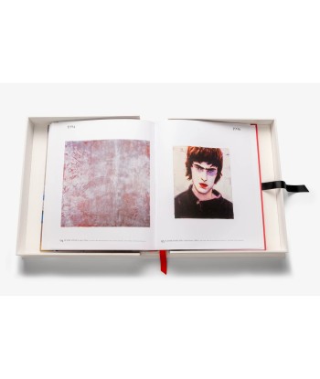 Livre Collection of Art (2nd Edition): Impossible Collection est présent 