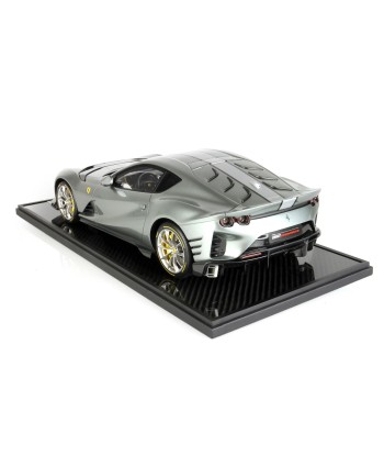 Maquette Ferrari 812 Competizione 1/12e Dans la société mordern