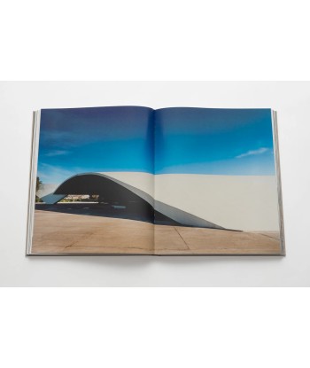 Livre Oscar Niemeyer: Impossible Collection est présent 