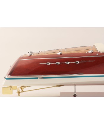 Riva Super Tritone 82cm Modellbausatz – Elfenbein rembourrage situé sous