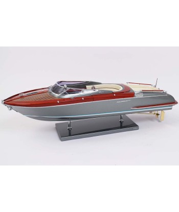 Riva Aquariva Super 56cm Modellbausatz – Grauer Hai Faites des économies